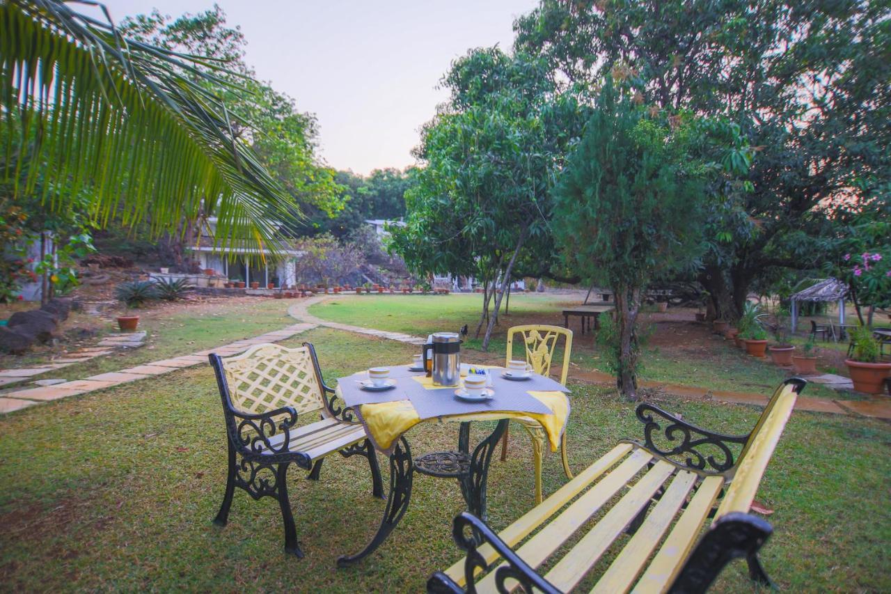 V Resorts Mahua Bagh Murud Nāndgaon 외부 사진