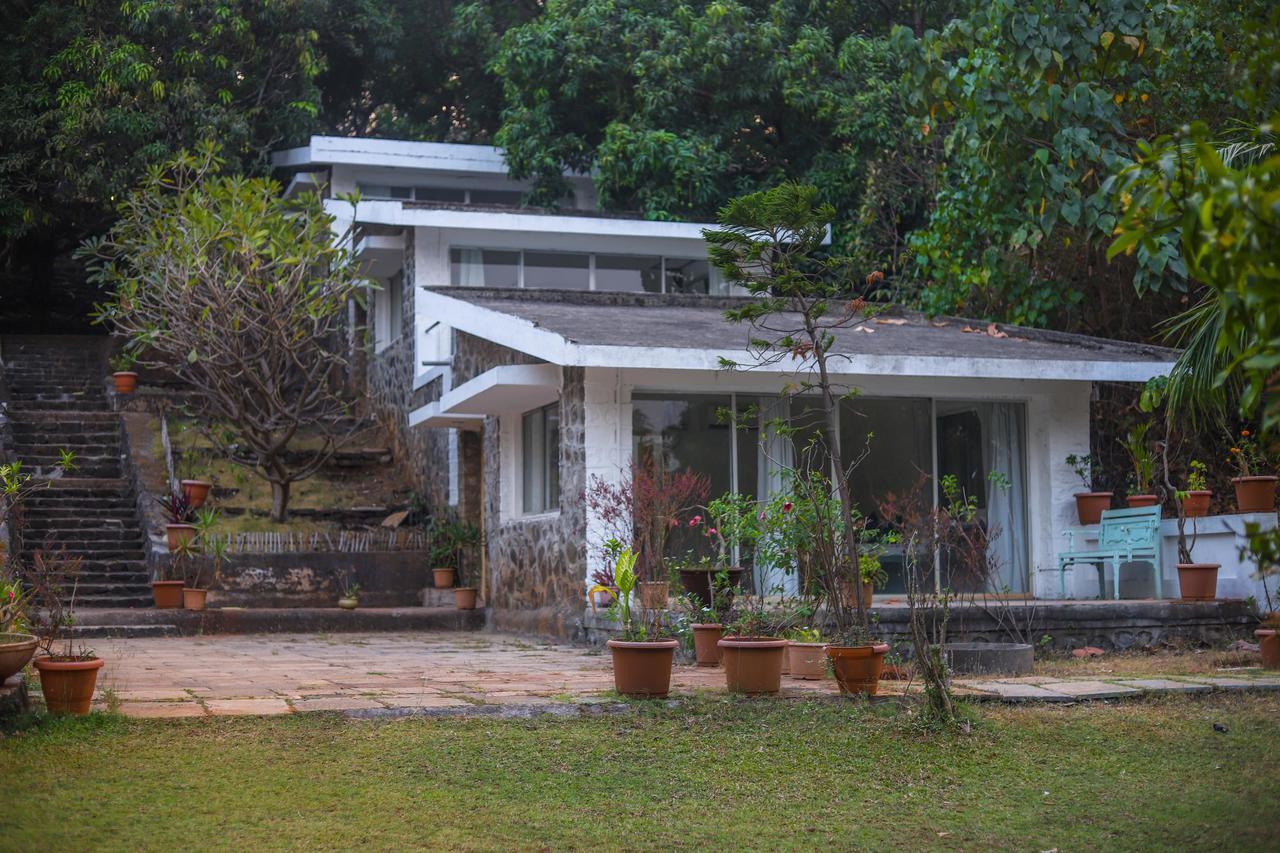 V Resorts Mahua Bagh Murud Nāndgaon 외부 사진